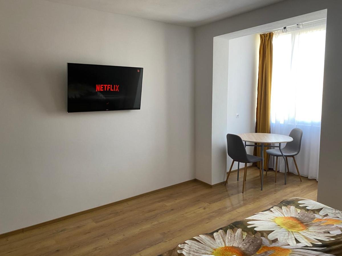 Medias Cozy Studio Екстериор снимка