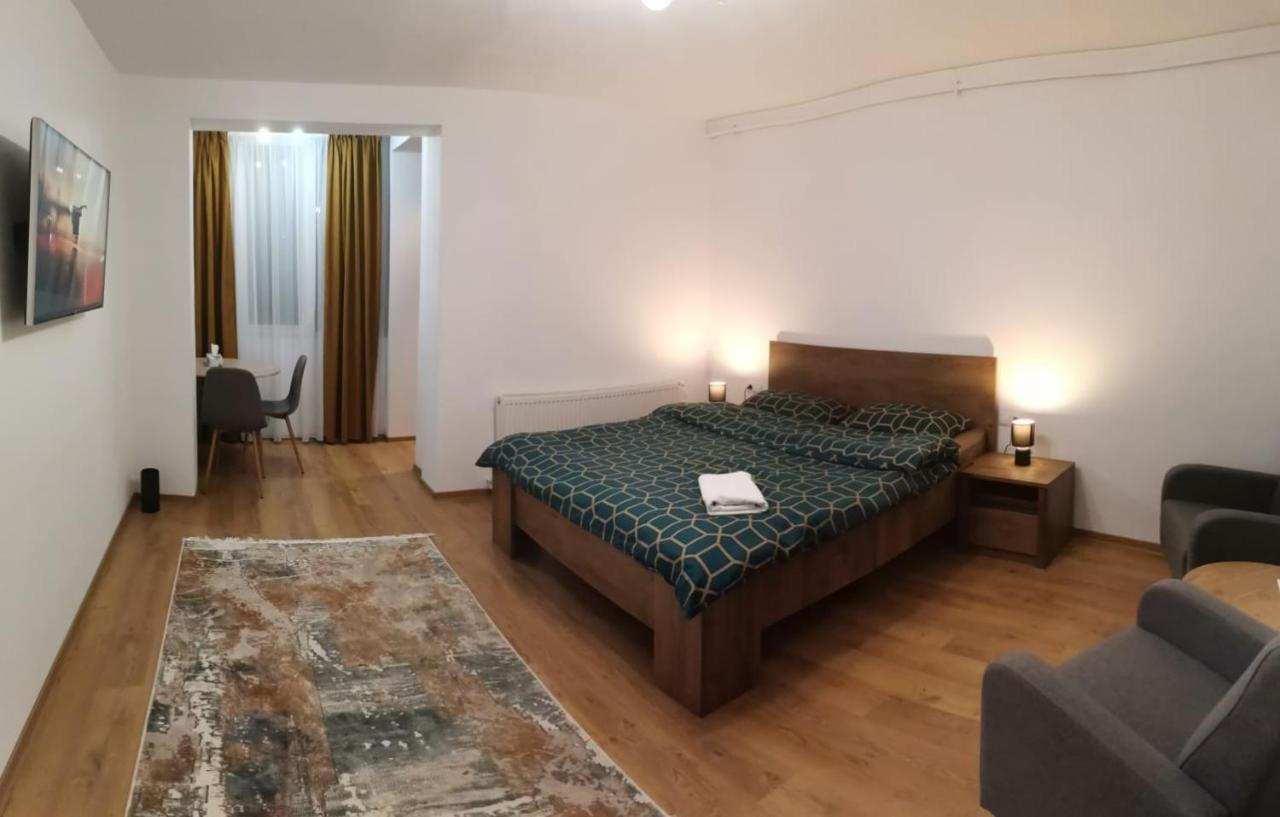 Medias Cozy Studio Екстериор снимка